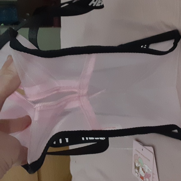 Hello Kitty Mesh Makeup/Cosmetic Bag - Picture 3 of 6